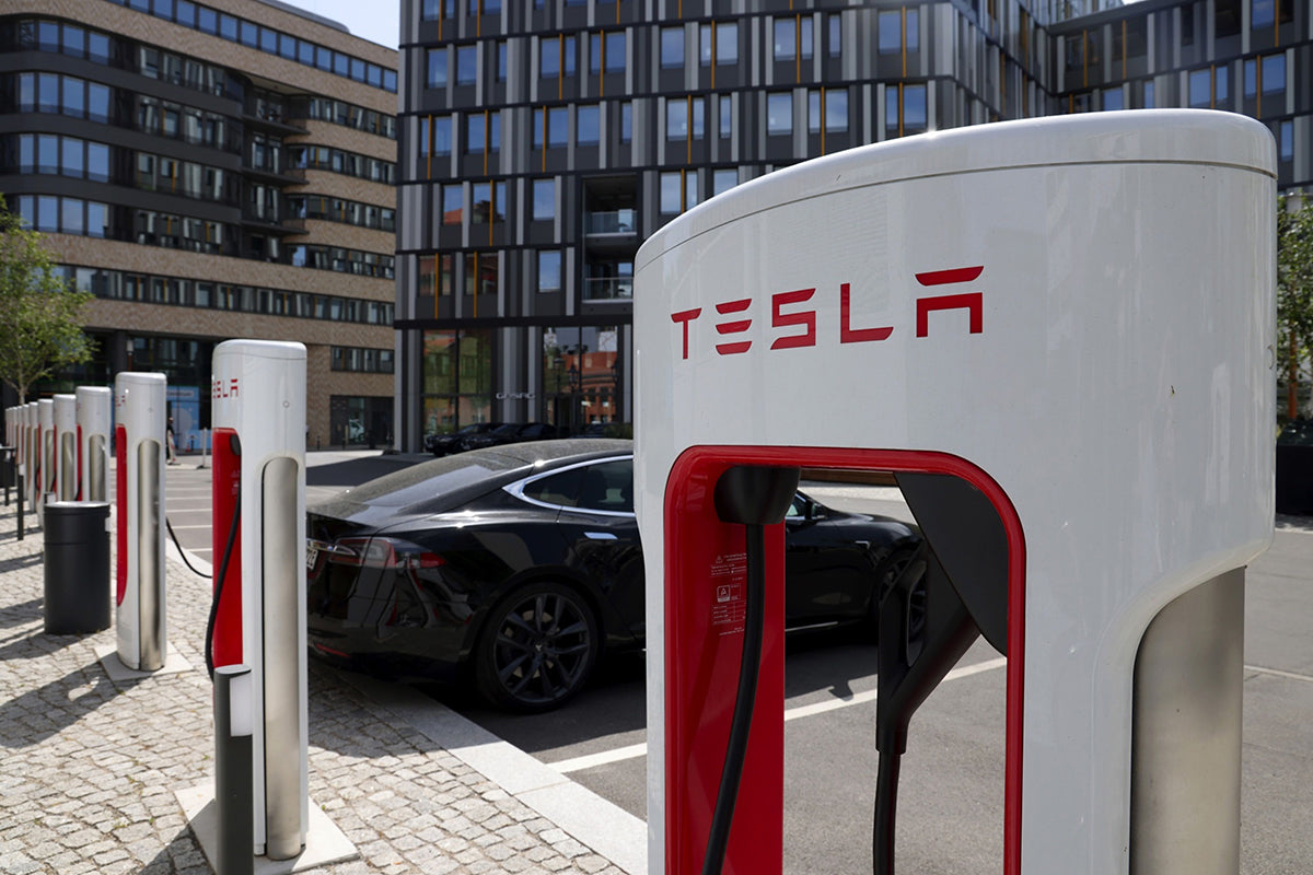 The Different Level of Electric Vehicle (EV) charging stations